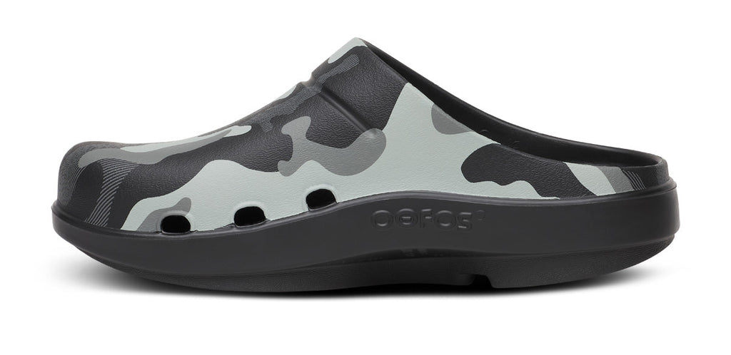 Women's OOcloog Luxe Clog - Night Camo